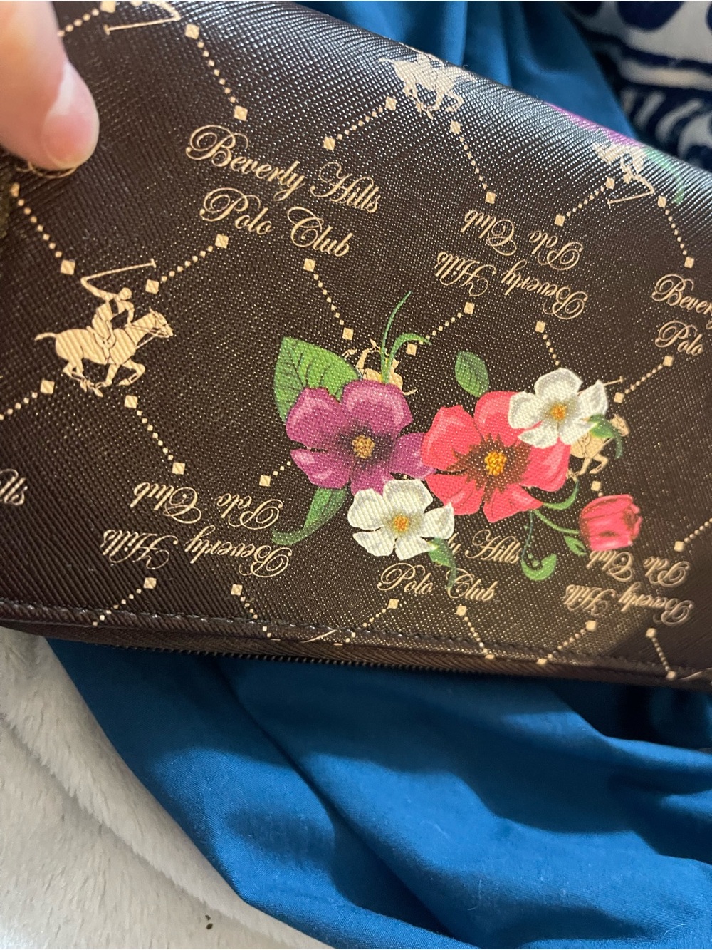 Beverly Hills Polo Club Brown Floral Logo Zip Wallet with Gold Plaque - Picture 12 of 12